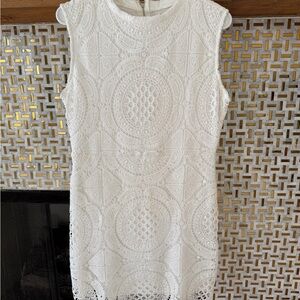 Chic White Lace Sleeveless Mini Dress